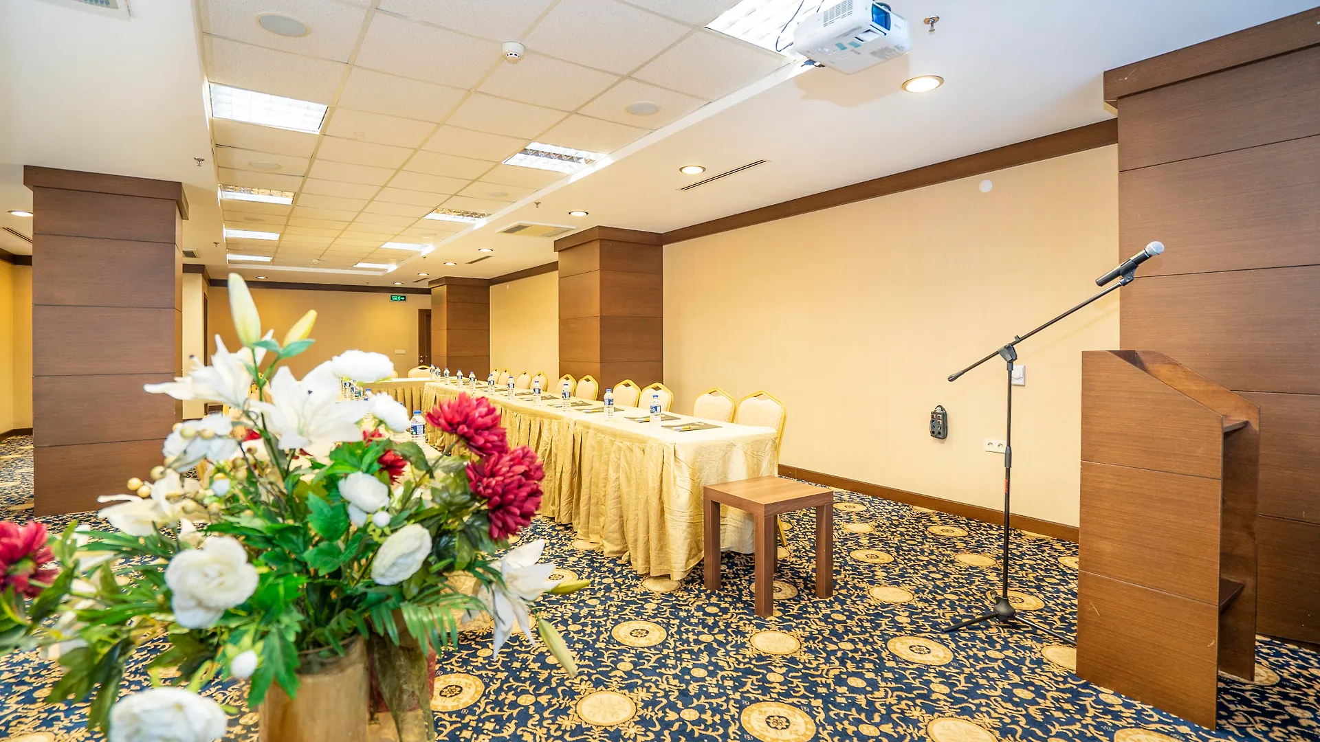 Rhiss Hotel Maltepe Istanbul 4*,